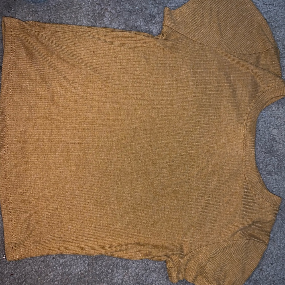 yellow/goldish crop top